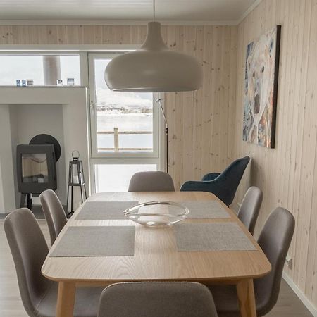 Gravdal  Brand New Nappstraumen Seaview Cabinヴィラ エクステリア 写真