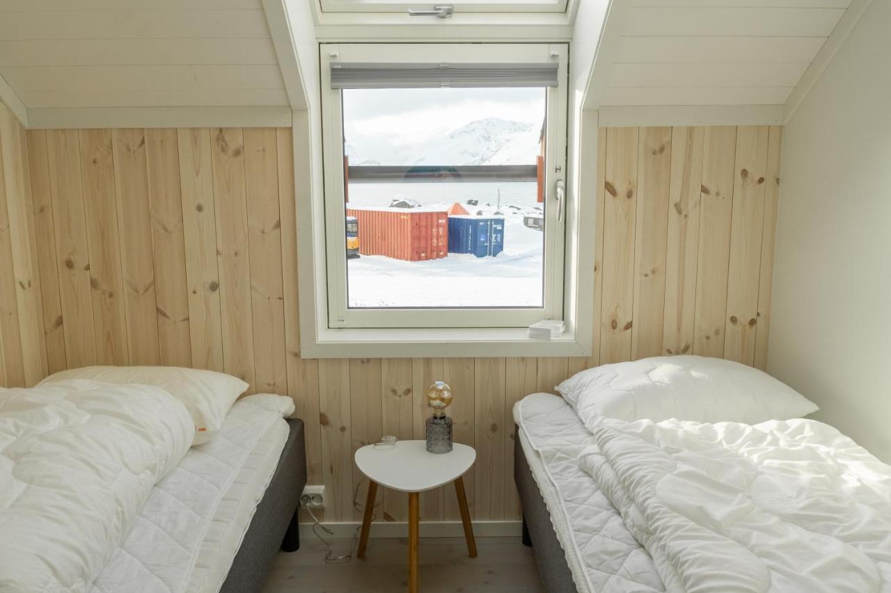 Gravdal  Brand New Nappstraumen Seaview Cabinヴィラ エクステリア 写真