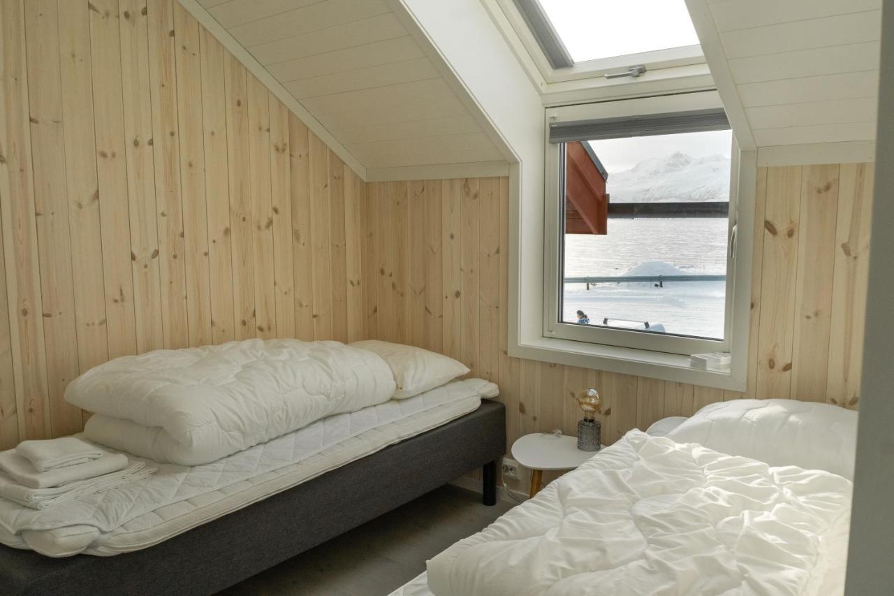 Gravdal  Brand New Nappstraumen Seaview Cabinヴィラ エクステリア 写真